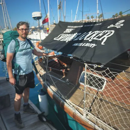 The Captains Locker - 30ft Yacht Hotel na wodzie