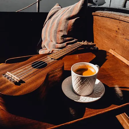 The Captains Locker - 30ft Yacht Botel *