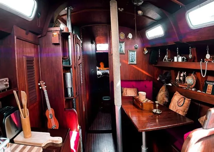 The Captains Locker - 30ft Yacht Botel San Miguel de Abona