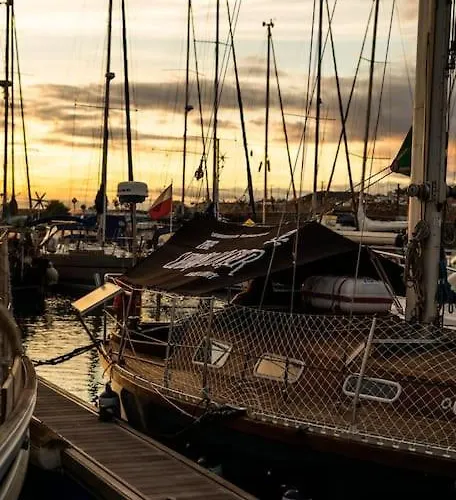 The Captains Locker - 30ft Yacht Botel San Miguel de Abona